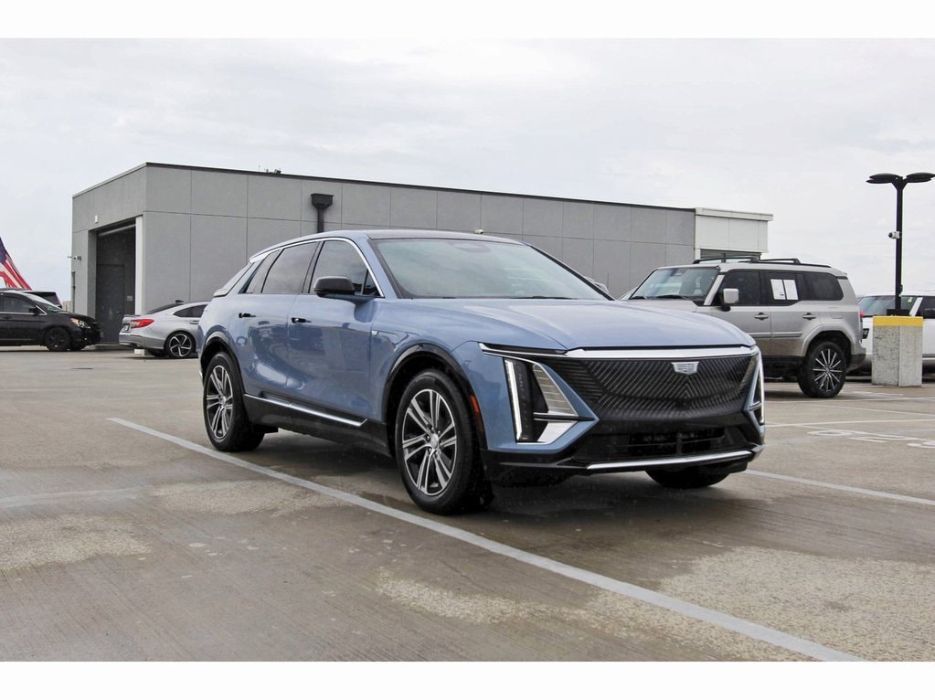 2027 Cadillac Lyriq