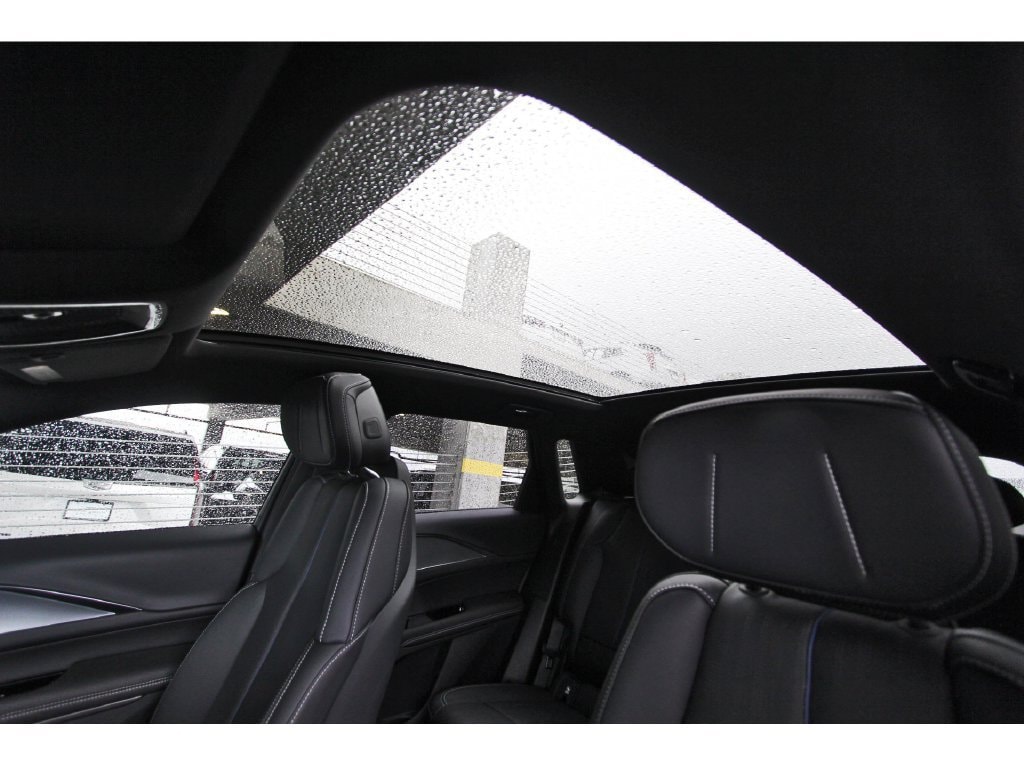 2027 Cadillac LYRIQ Luxury - Photo 22