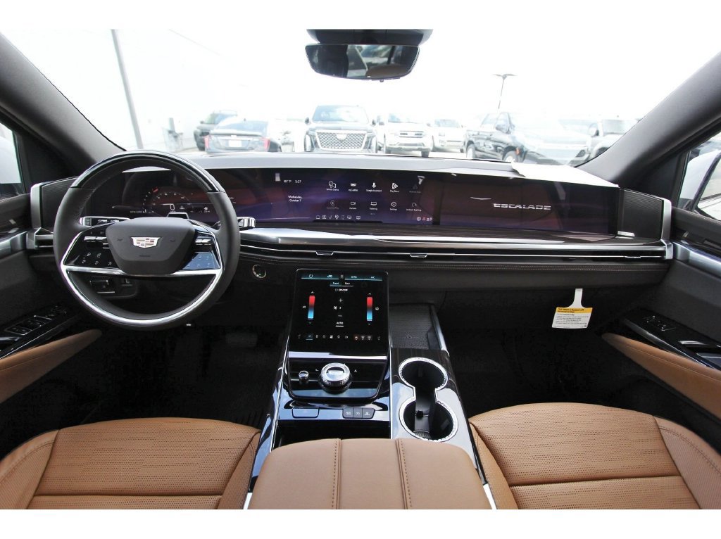 2027 Cadillac Escalade Luxury - Photo 9