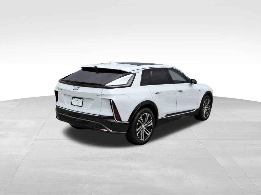 New 2027 CADILLAC LYRIQ Luxury SUV