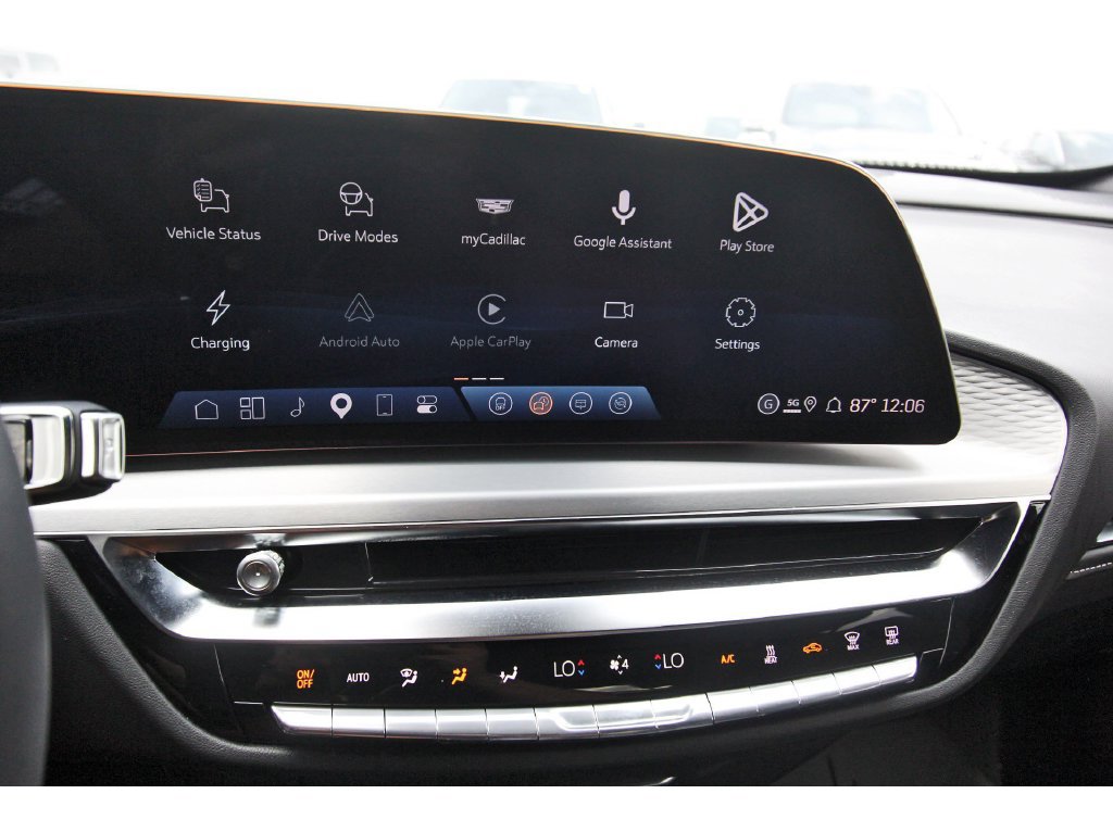 2027 Cadillac LYRIQ Luxury - Photo 16