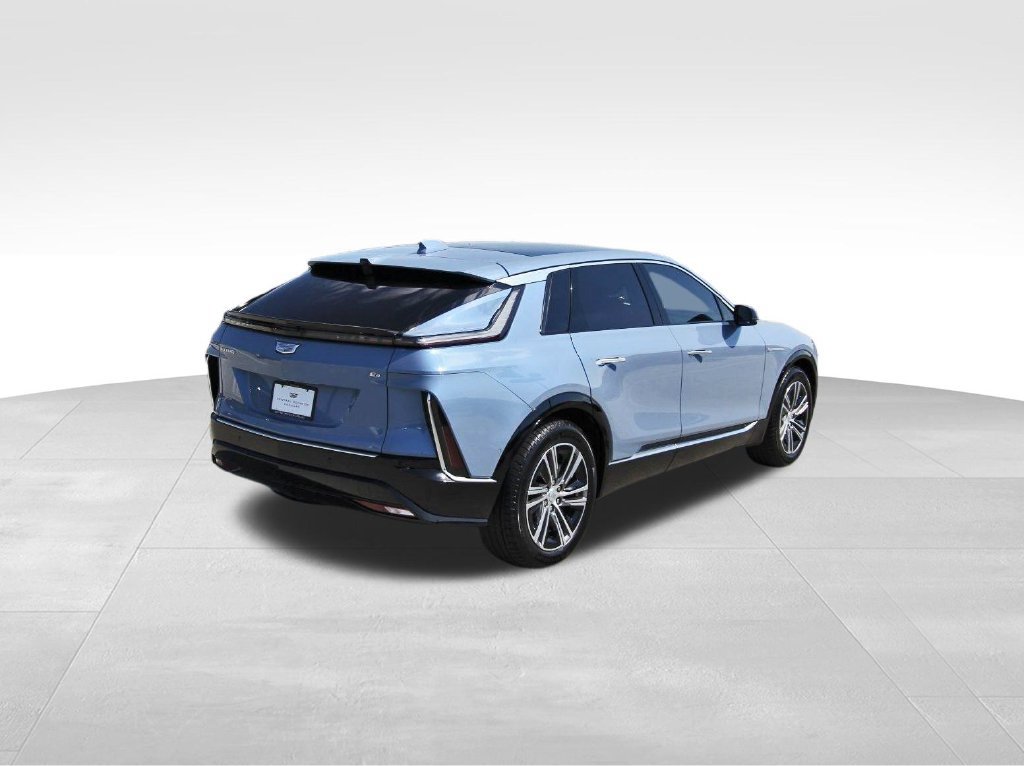 New 2027 CADILLAC LYRIQ Luxury SUV