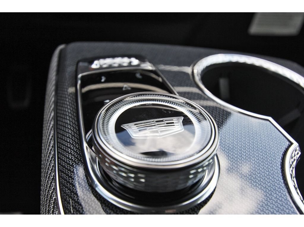 2027 Cadillac OPTIQ Luxury - Photo 20