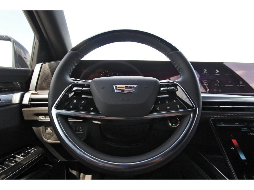 2027 Cadillac Escalade Luxury - Photo 14