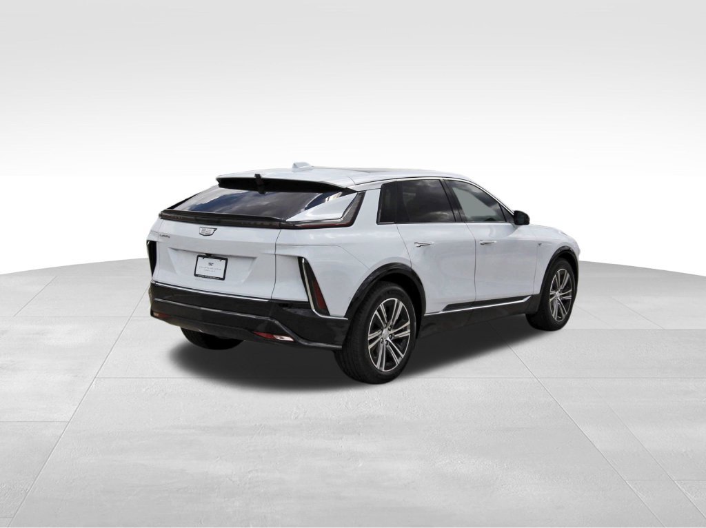 New 2027 CADILLAC LYRIQ Luxury SUV