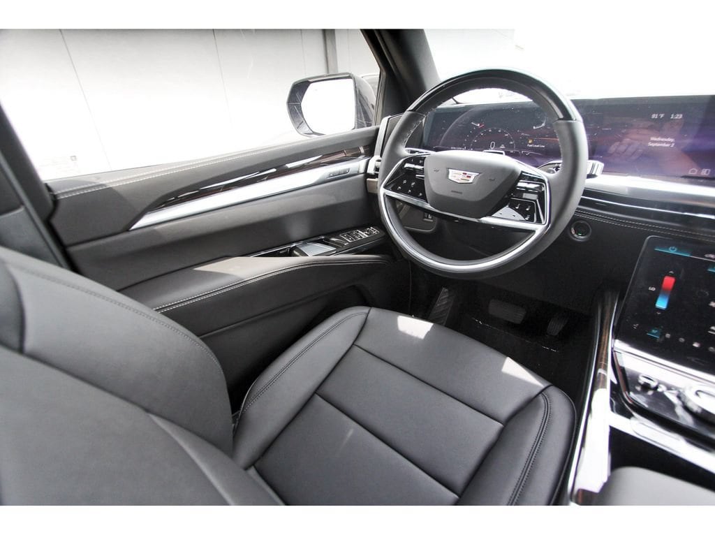 2026 Cadillac Escalade ESV Base - Photo 8