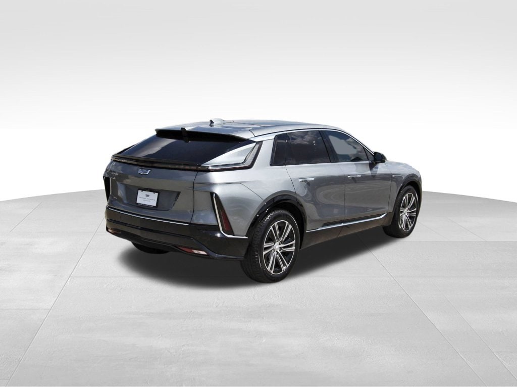 New 2027 CADILLAC LYRIQ Luxury SUV