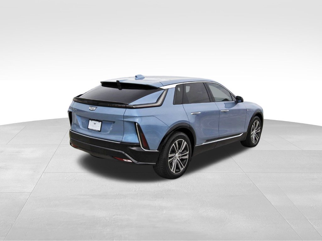 New 2027 CADILLAC LYRIQ Luxury SUV