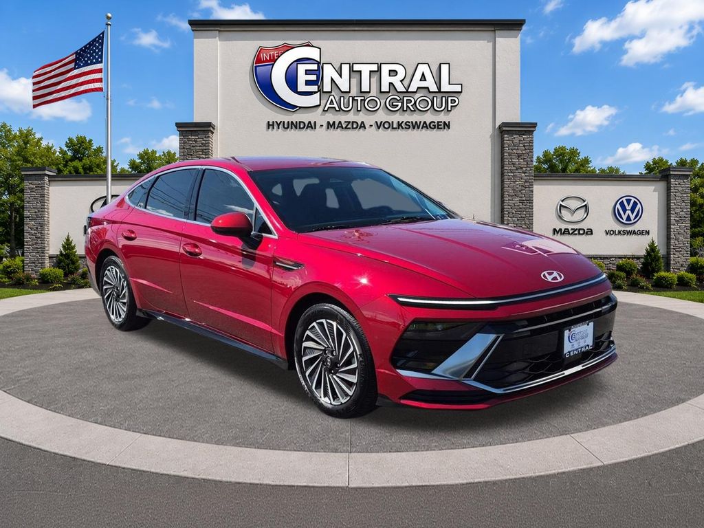 2024 Hyundai Sonata Hybrid