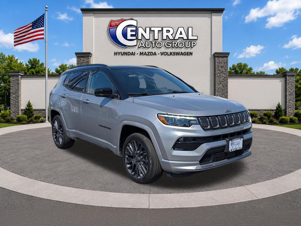2022 Jeep Compass Limited SUV W702