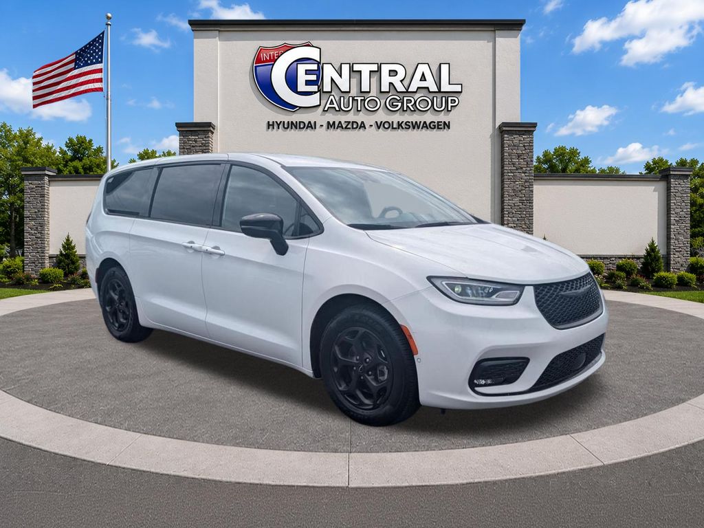 2024 Chrysler Pacifica