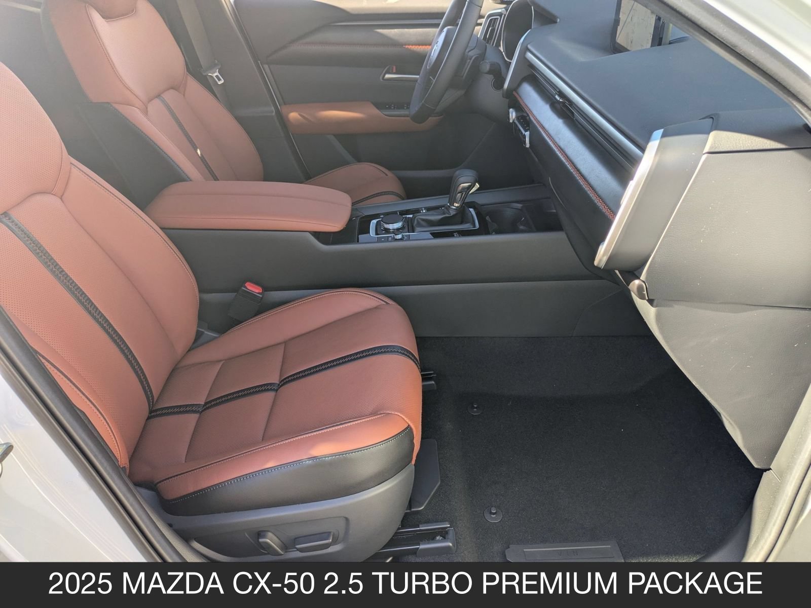 2025 Mazda CX-50 Premium - Photo 40