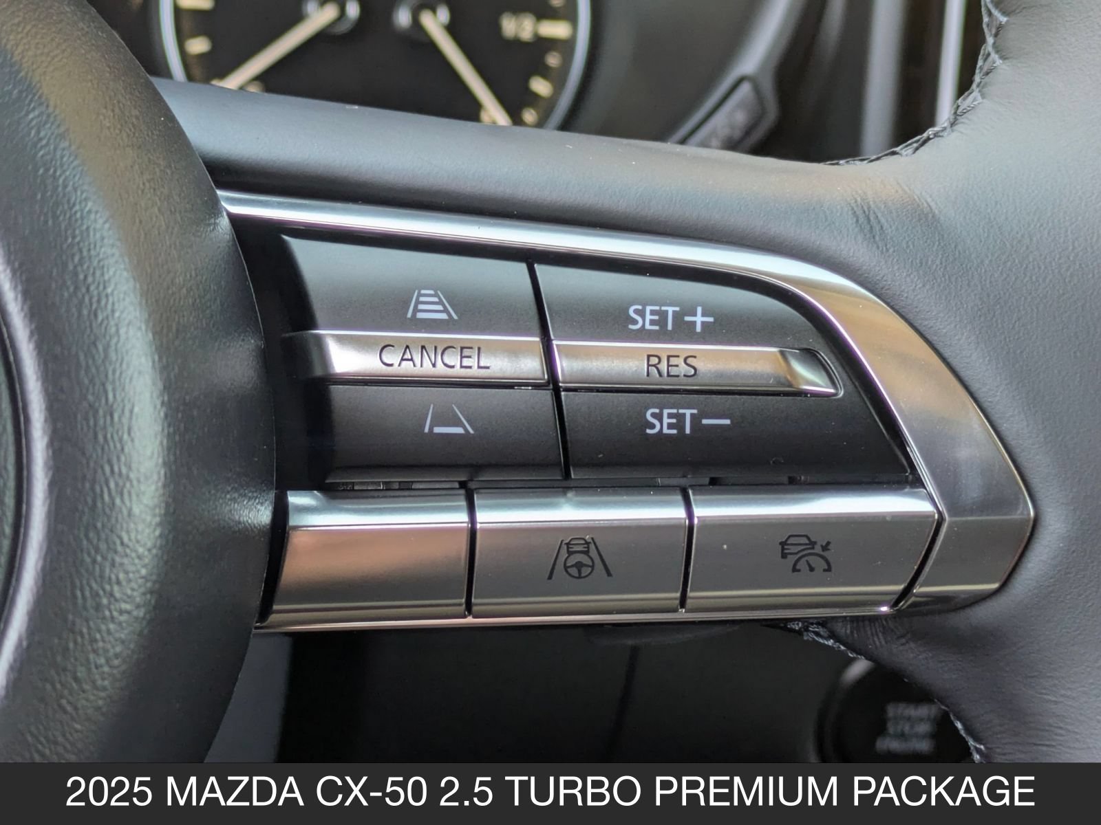 2025 Mazda CX-50 Premium - Photo 19