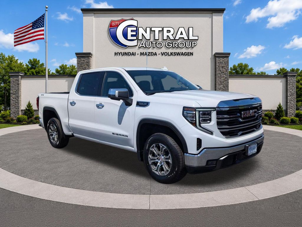 2025 GMC Sierra 1500 SLT