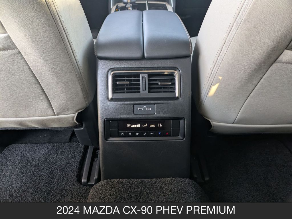2024 Mazda CX-90 Premium Package - Photo 32
