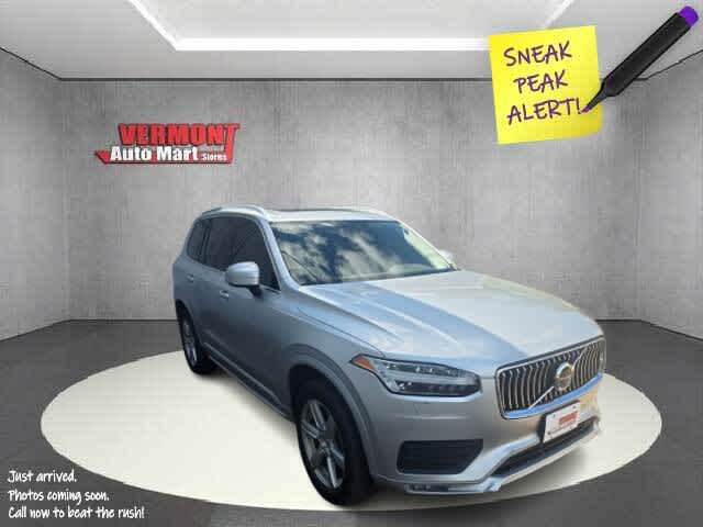 2021 Volvo XC90 Momentum