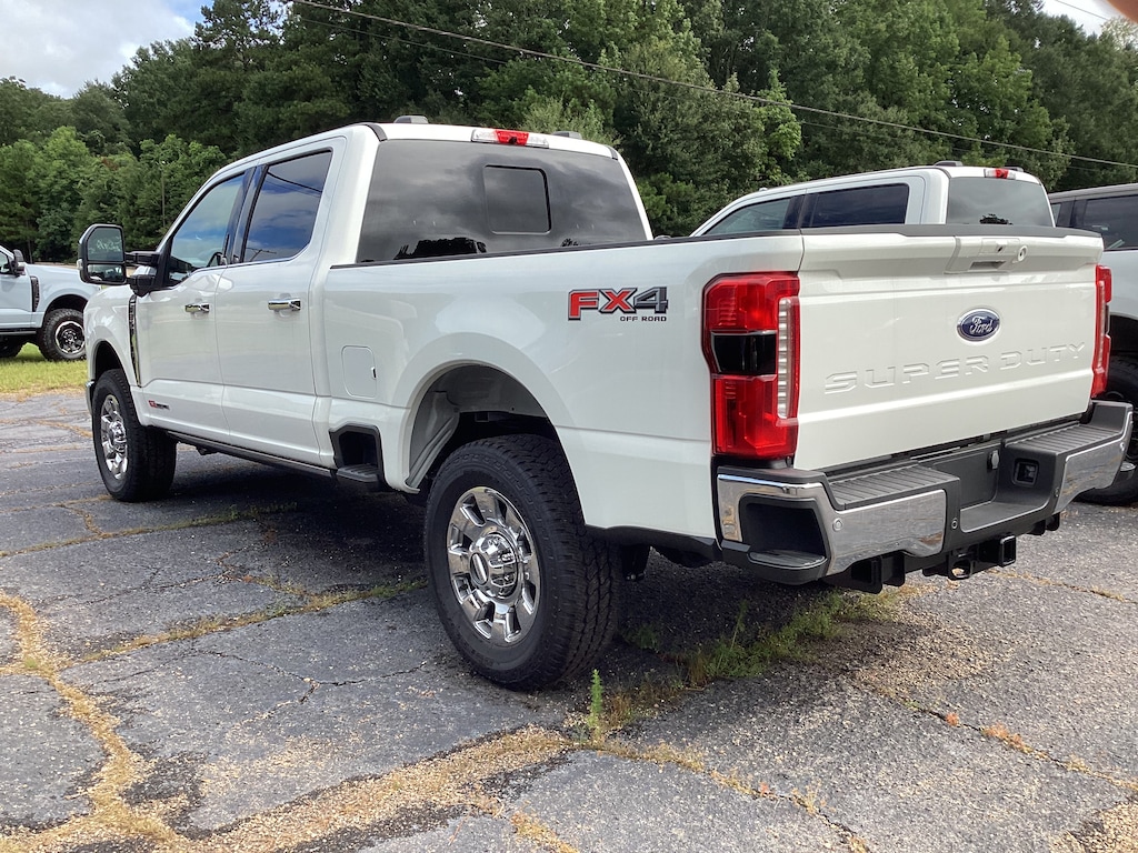 New 2026 Ford Super Duty F-350® Lariat® TRUCK