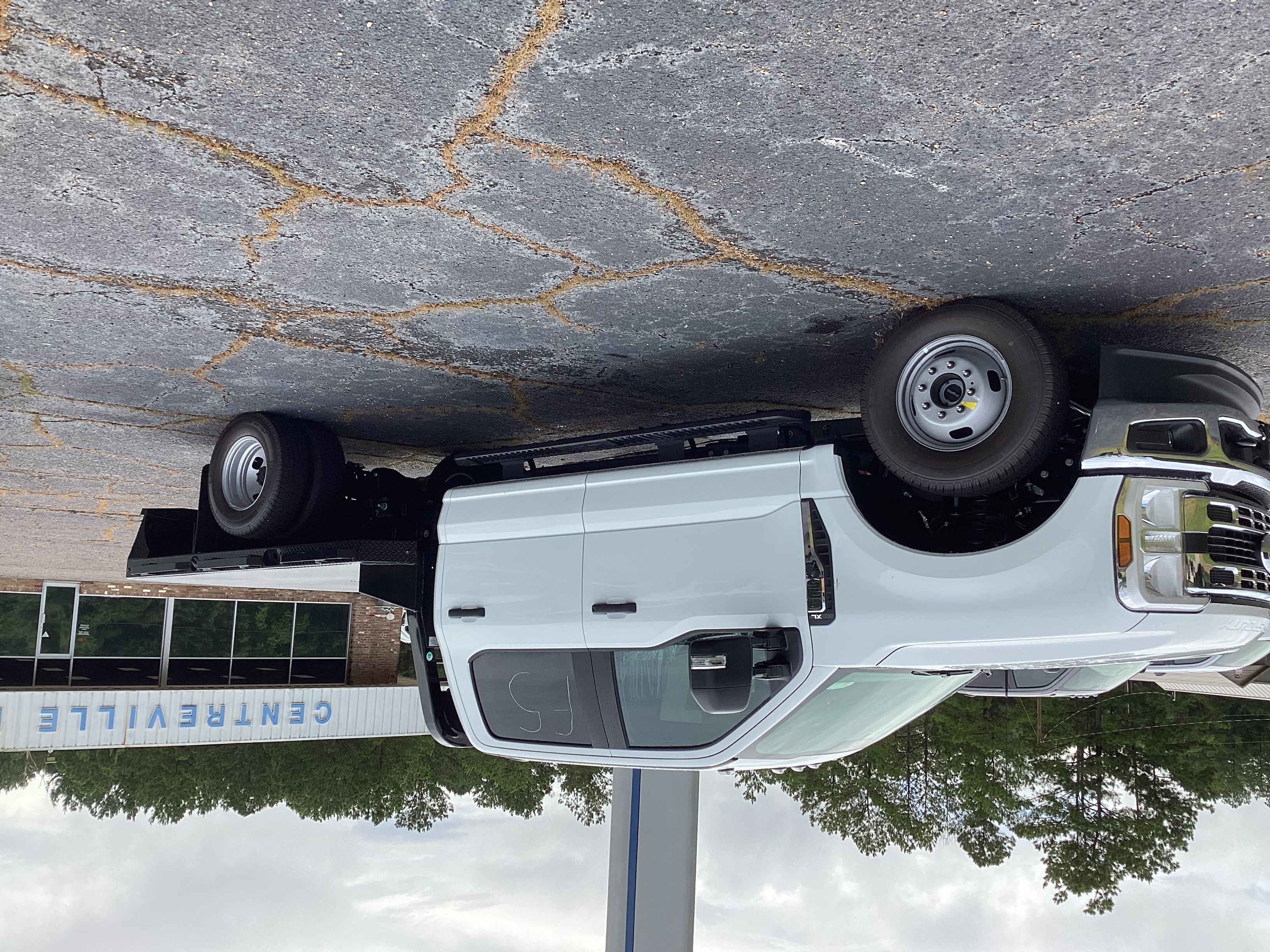  Ford Chassis Cab