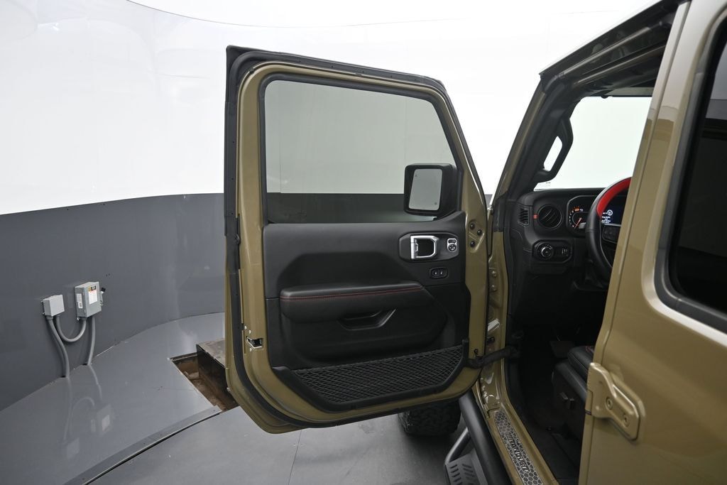 Used 2025 Jeep Wrangler Rubicon X SUV