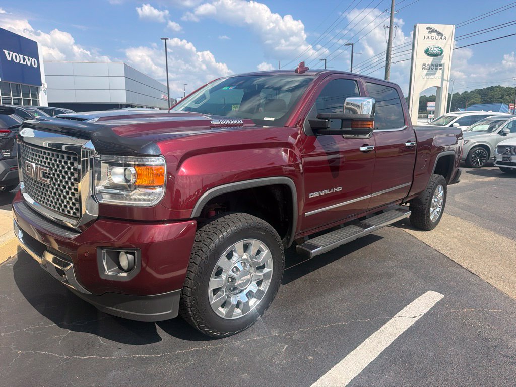 2017 GMC Sierra 2500HD Denali Truck