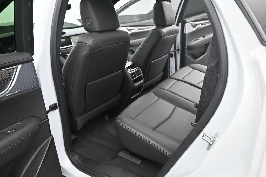 2025 Cadillac XT5 Sport - Photo 25