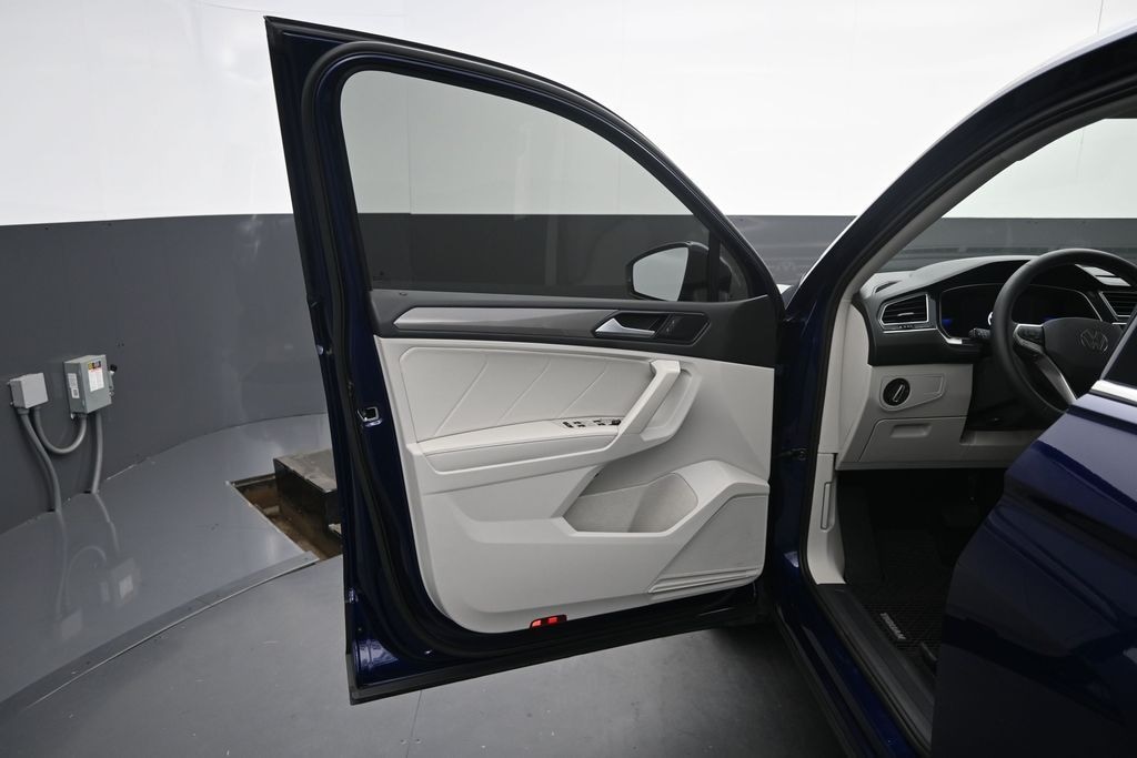 Used 2023 Volkswagen Tiguan 2.0T SE SUV