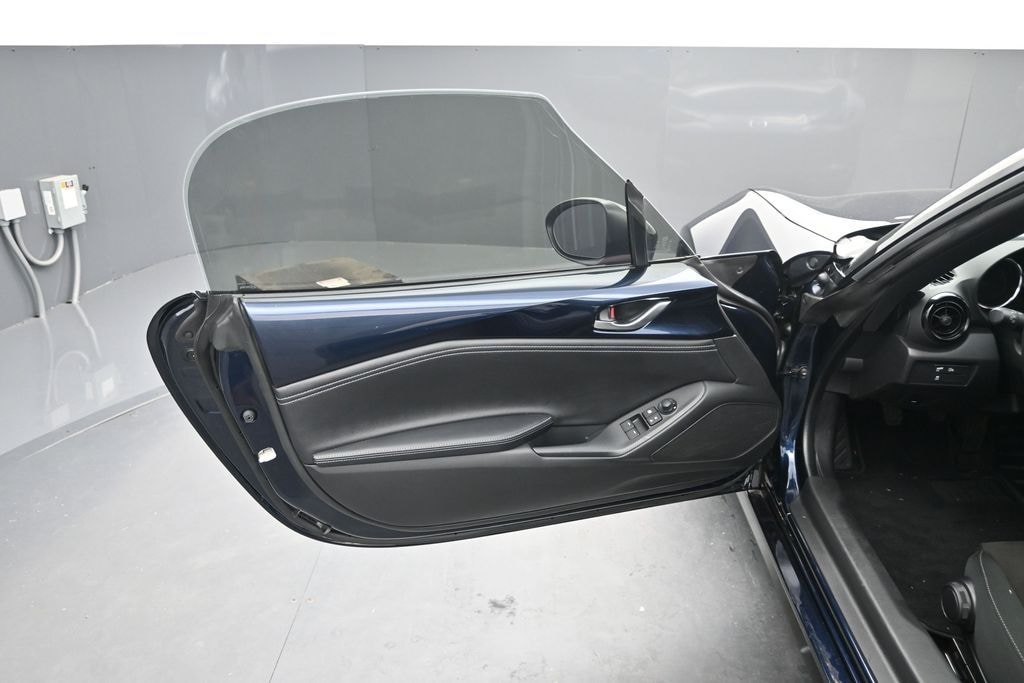 Used 2025 Mazda MX-5 Miata Club Convertible