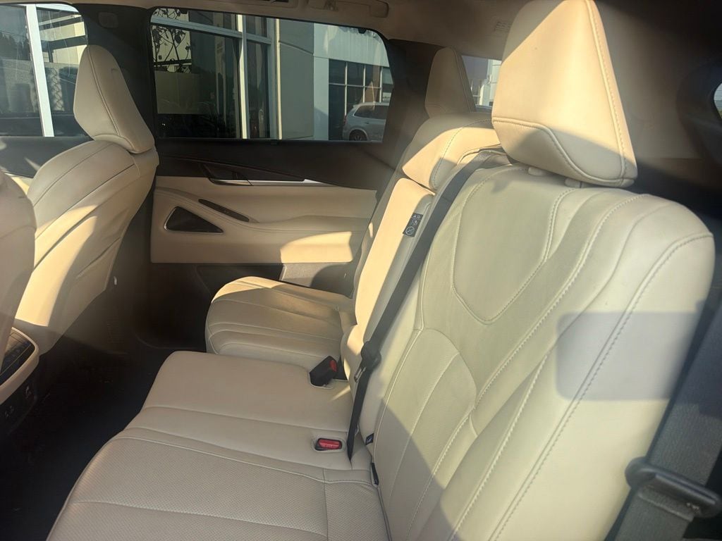 Used 2023 INFINITI QX60 Sensory SUV