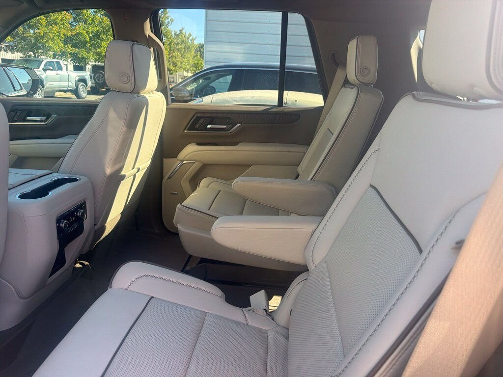 Used 2025 GMC Yukon Denali SUV