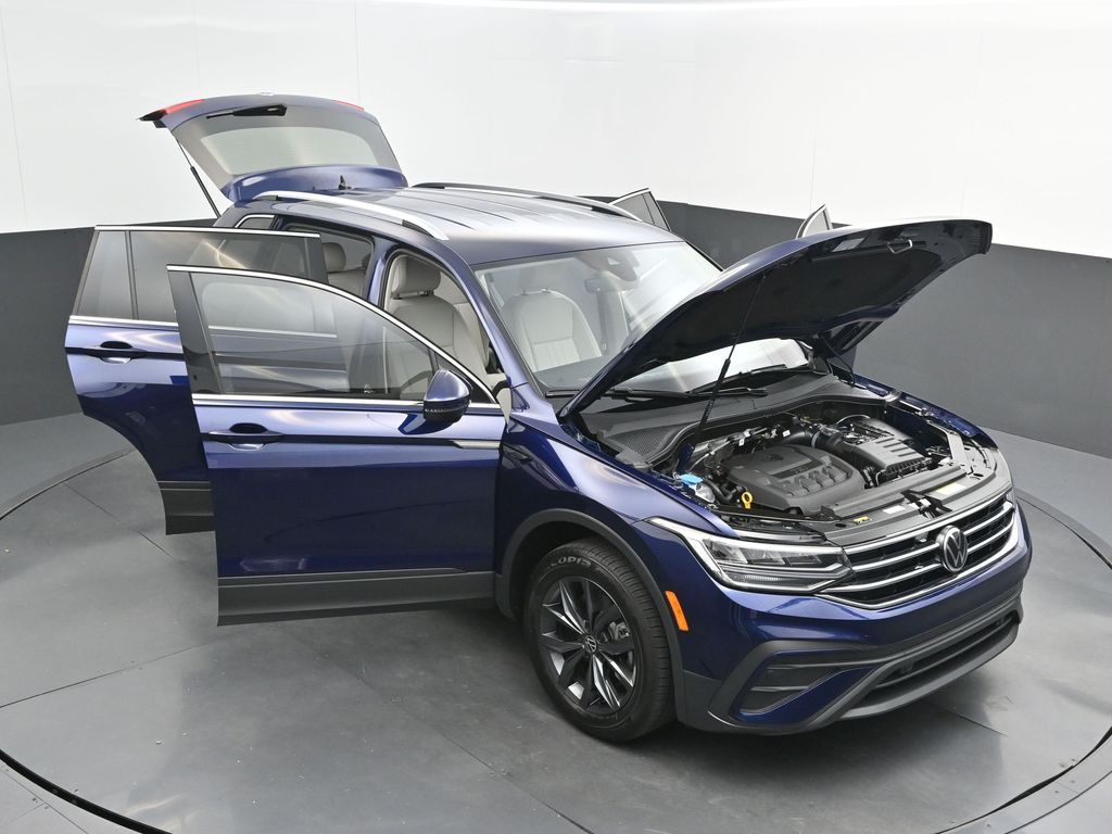 2023 Volkswagen Tiguan SE - Photo 55