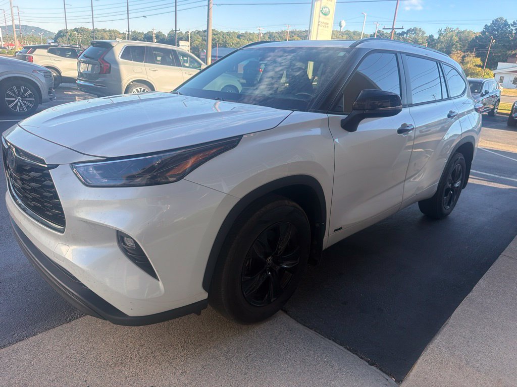 2024 Toyota Highlander Hybrid