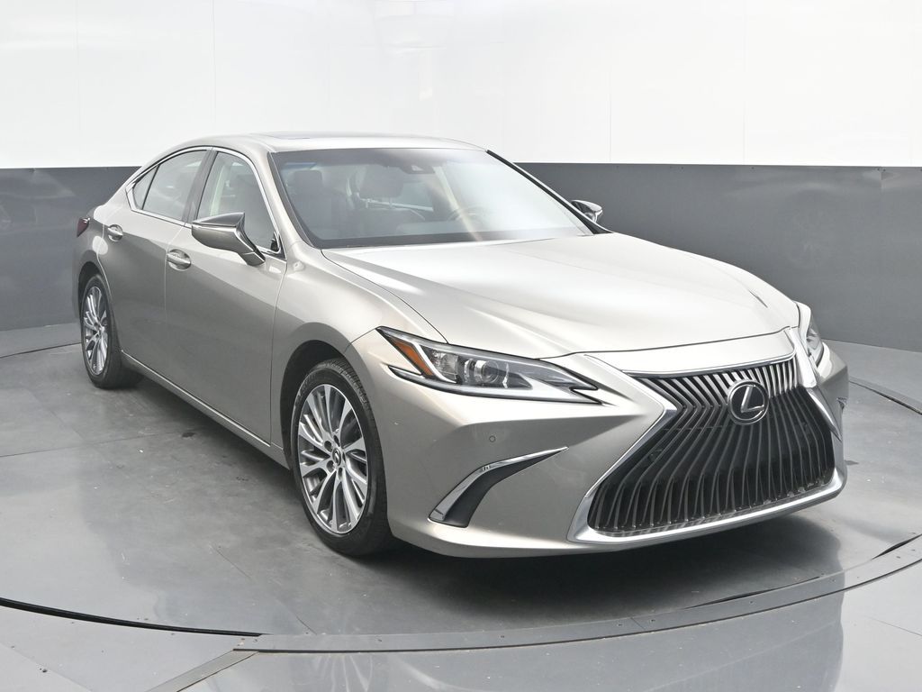 2020 Lexus ES