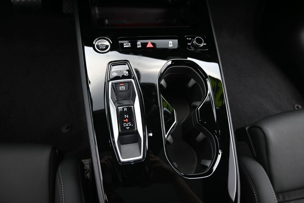 2025 Audi New A5 Premium Plus - Photo 17