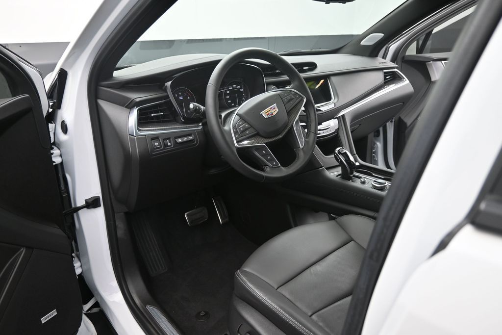 2025 Cadillac XT5 Sport - Photo 10