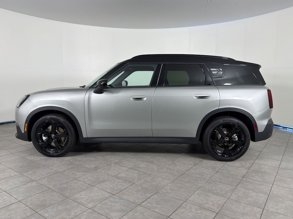 New 2027 MINI Countryman Iconic SUV
