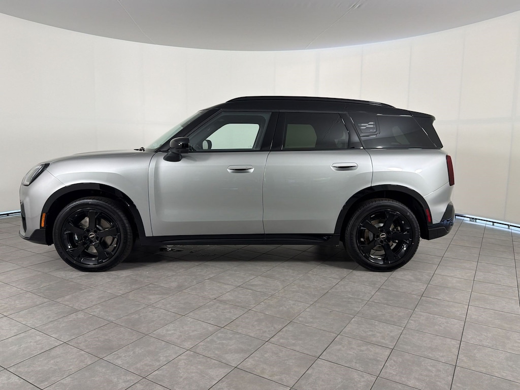 New 2027 MINI Countryman Iconic SUV