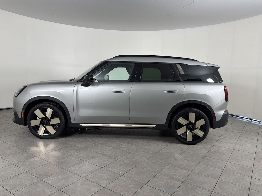 New 2027 MINI Countryman Iconic SUV