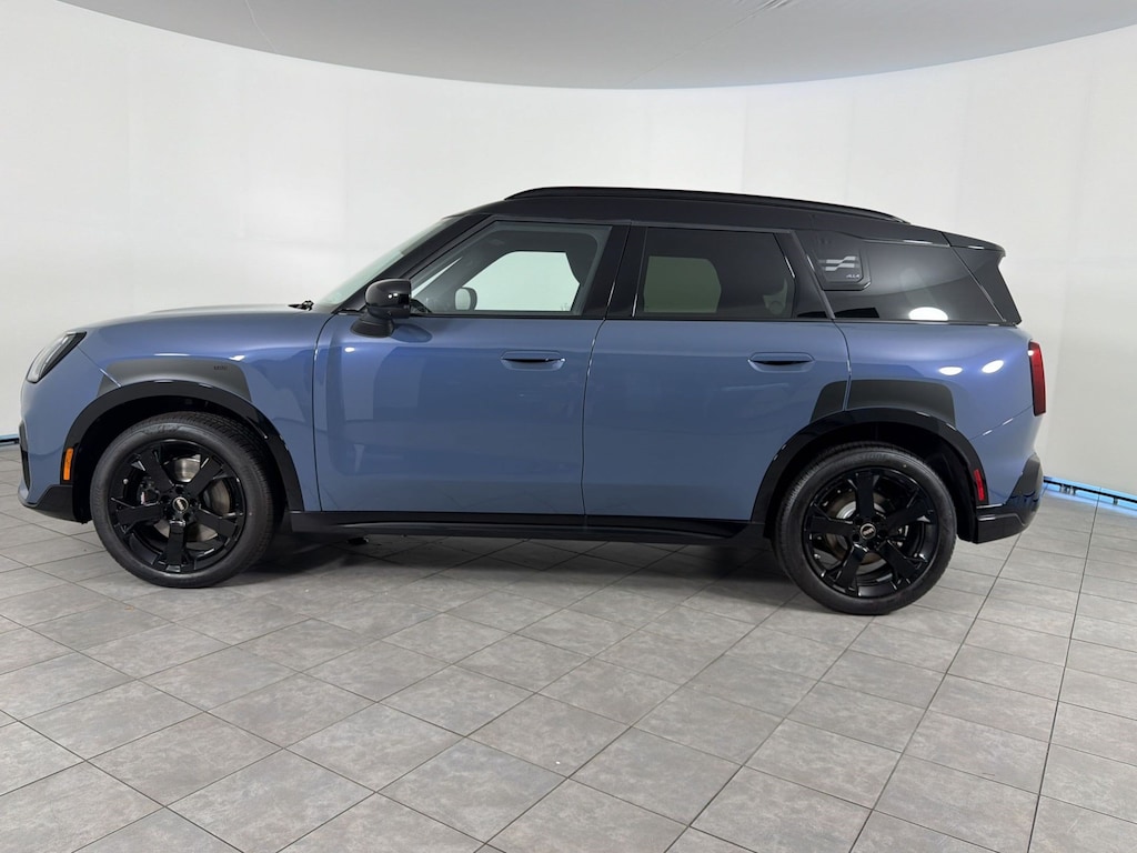 New 2027 MINI Countryman Iconic SUV