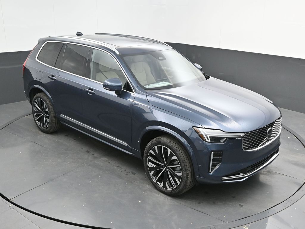 2026 Volvo XC90 Plus - Photo 45