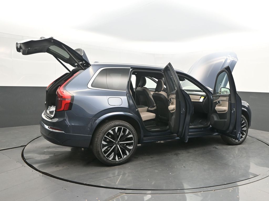 2026 Volvo XC90 Plus - Photo 55