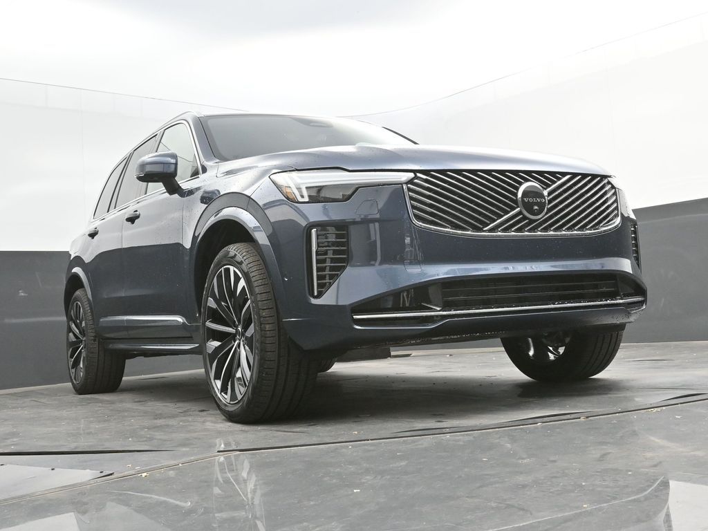 2026 Volvo XC90 Plus - Photo 53
