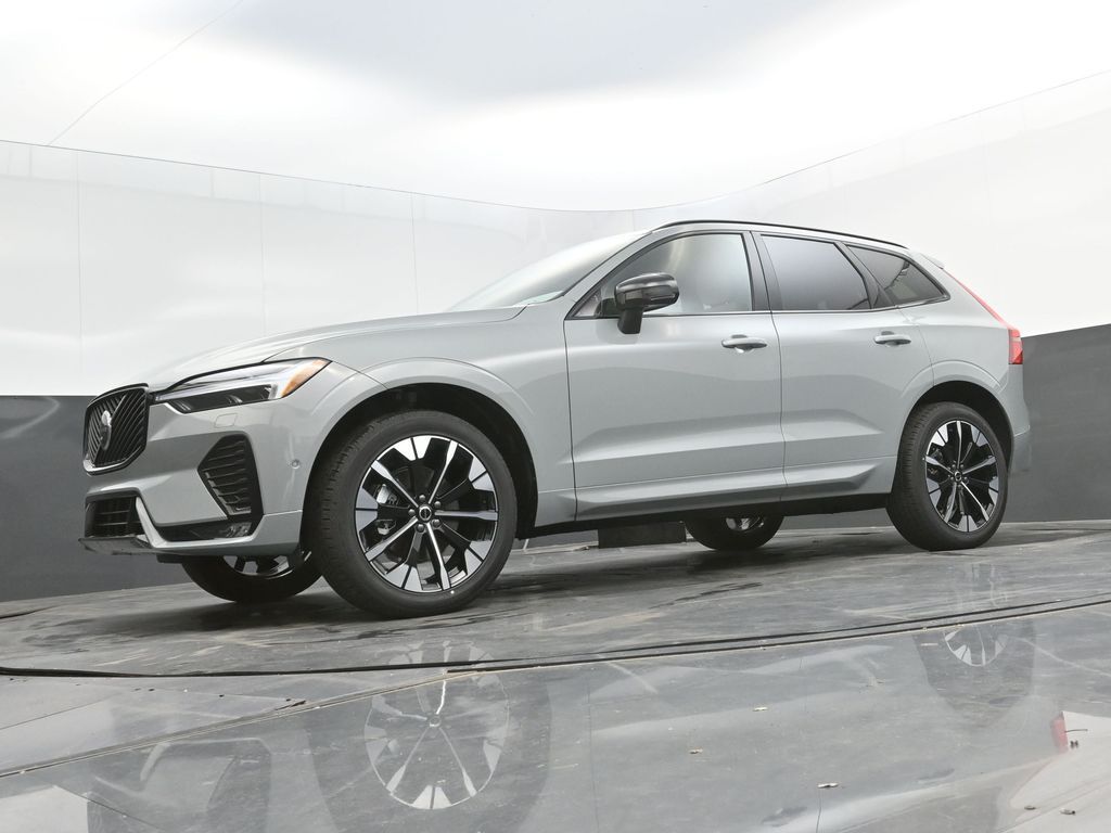 2026 Volvo XC60 Plus - Photo 45