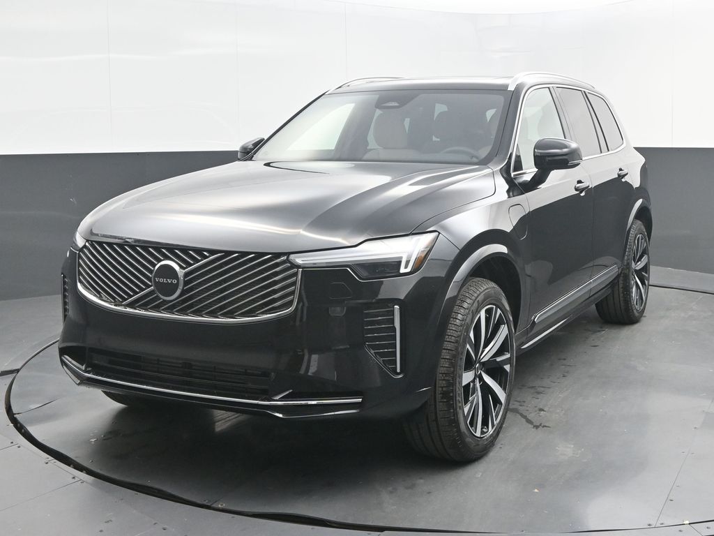 2026 Volvo XC90 plug-in hybrid T8 Core eAWD SUV