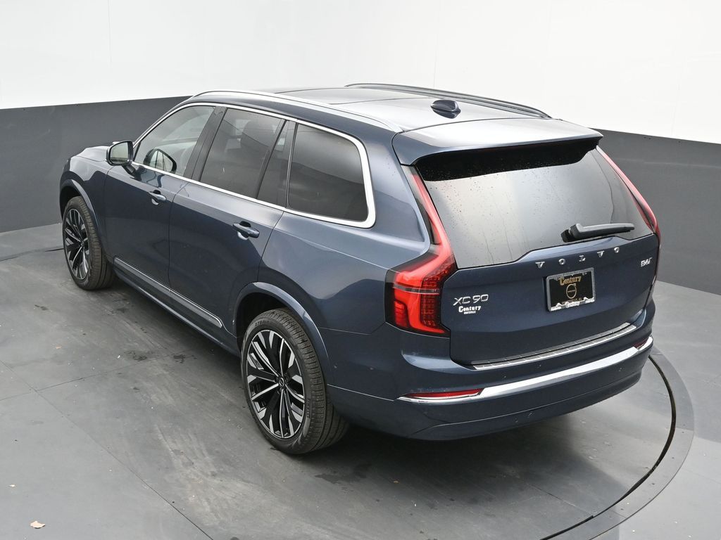 2026 Volvo XC90 Plus - Photo 41