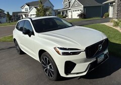 2024 Volvo XC60 B5 Ultimate Dark Theme SUV