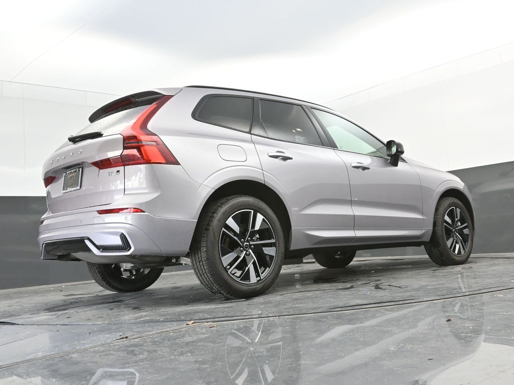 2026 Volvo XC60 Core - Photo 51