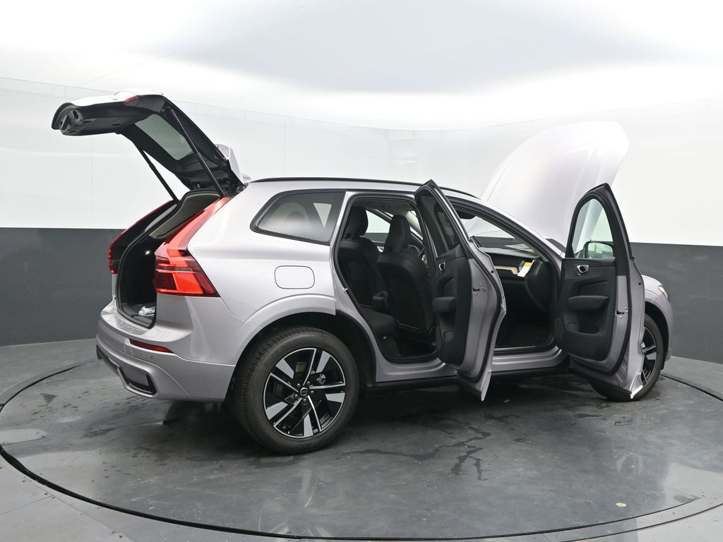 2026 Volvo XC60 Core - Photo 55