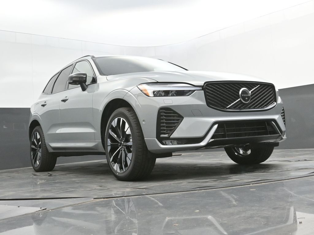 2026 Volvo XC60 Plus - Photo 51
