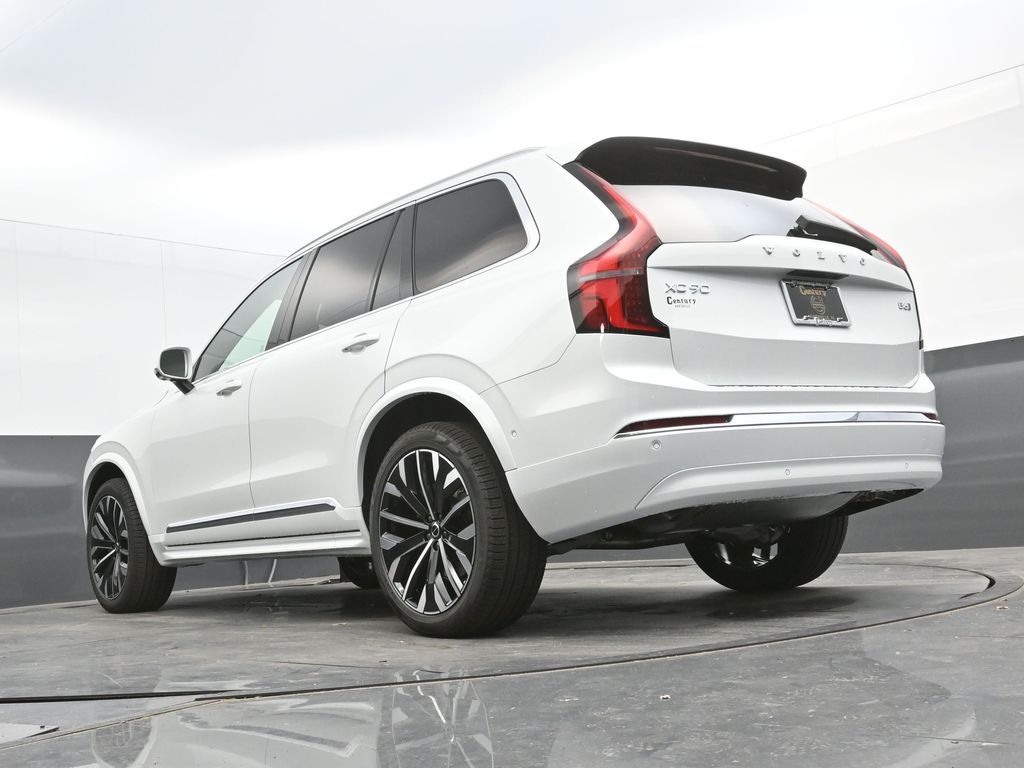 2026 Volvo XC90 Ultra - Photo 49