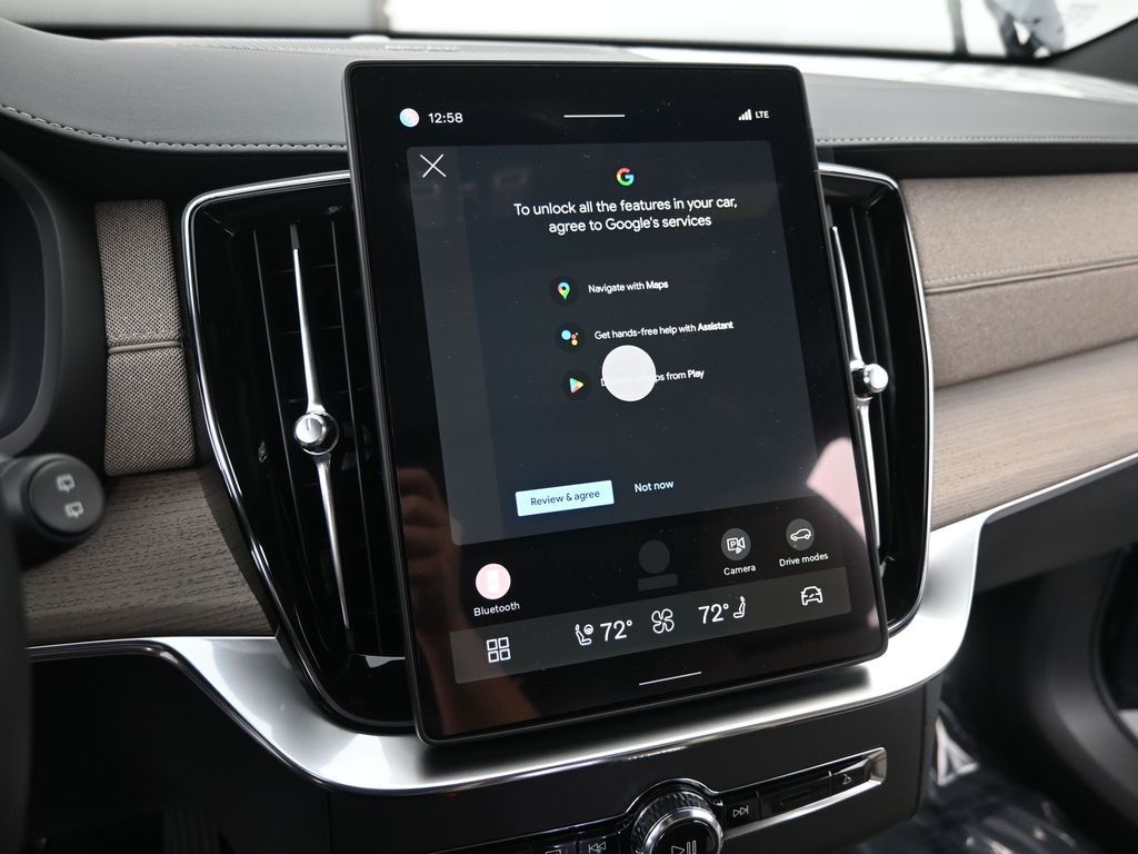 2026 Volvo XC90 Plus - Photo 22